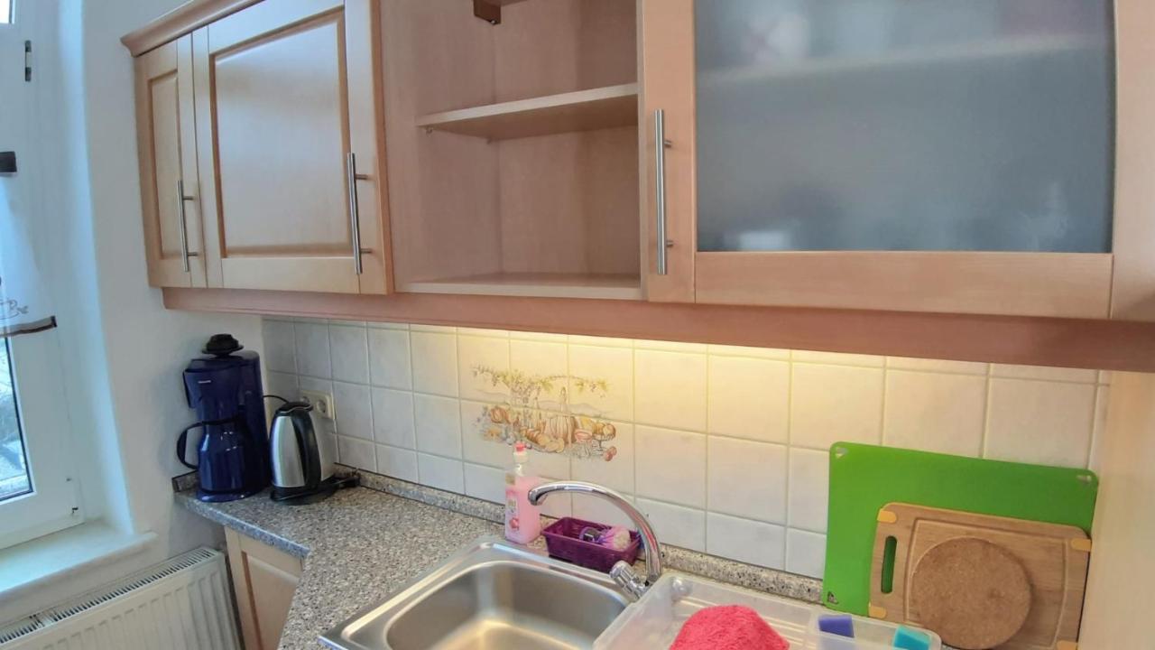 Schoenes Ferien-Appartement Fuer Bis Zu 6 Personen Halberstadt Exterior photo