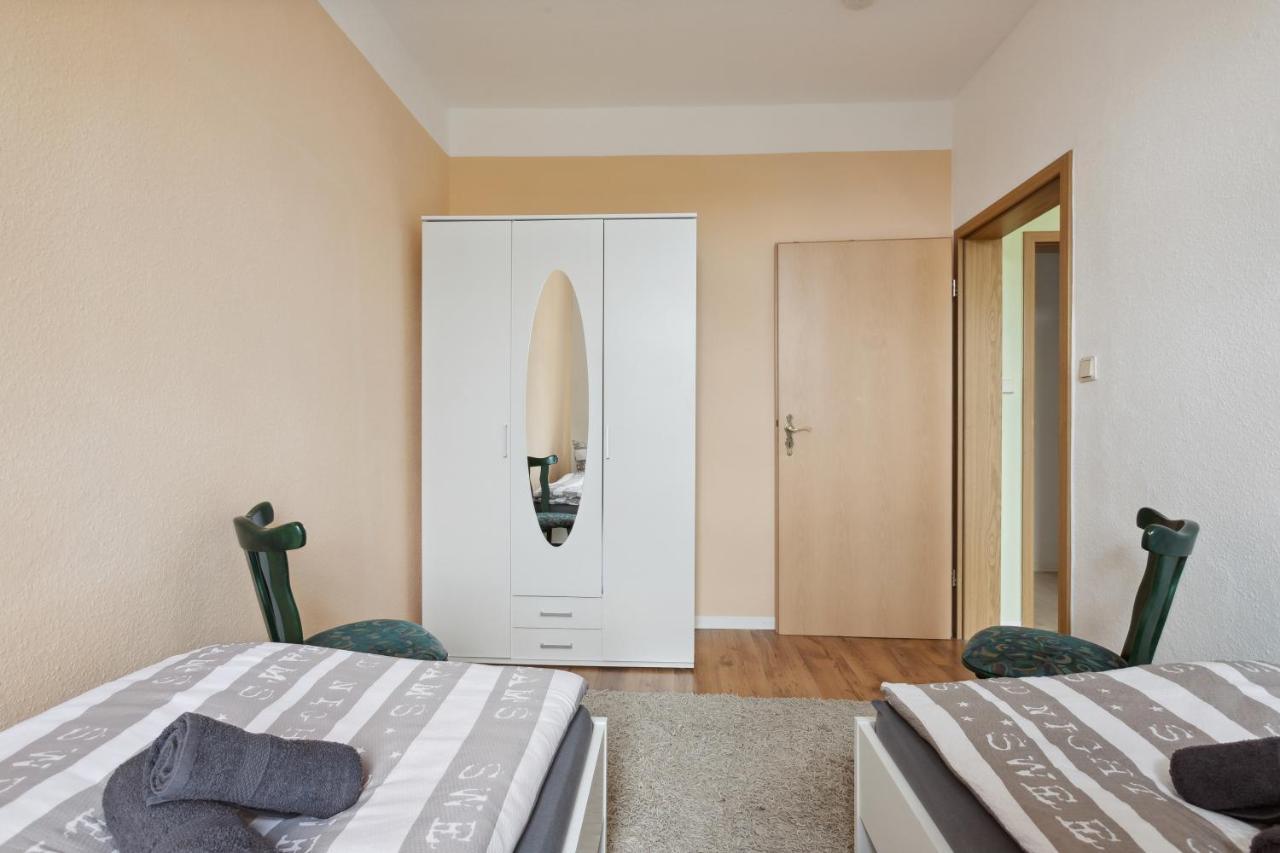 Schoenes Ferien-Appartement Fuer Bis Zu 6 Personen Halberstadt Exterior photo